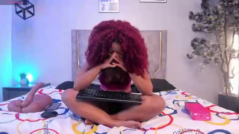 miaakittyy online show from July 13, 12:09 pm