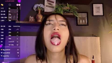 Snapshot of miaareed chatting on September 17, 5:16 pm MIA online show from September 17, 5:16 pm