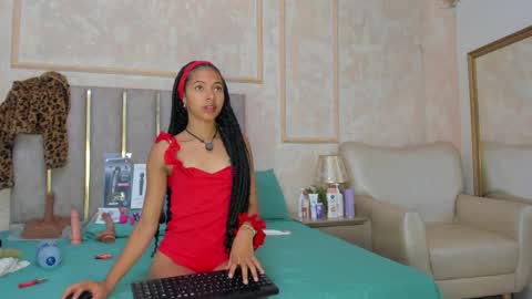 Miaasummer online show from May 9, 12:22 pm