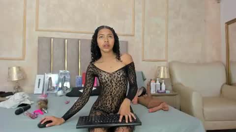 Miaasummer online show from July 22, 11:56 am