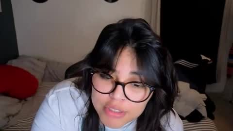 Mia online show from April 26, 1:58 am