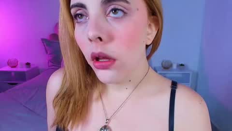 Mary online show from February 5, 11:14 am