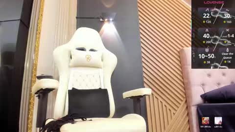 Mia Carter  Schedule 800 - 1430 gtm-5 online show from February 19, 2:11 am