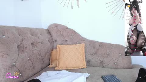 Miah Collins online show from July 28, 4:27 pm