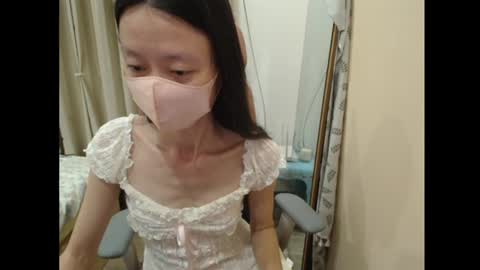 miahchan68 online show from July 17, 12:40 pm