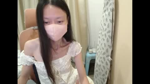 miahchan68 online show from July 1, 4:04 pm