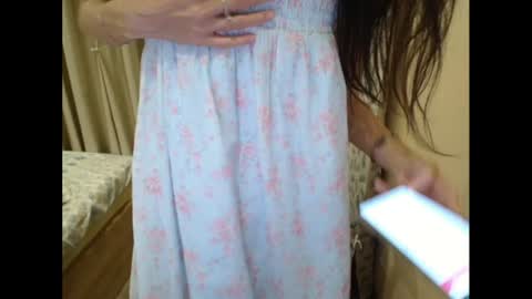 miahchan68 online show from July 16, 12:30 pm