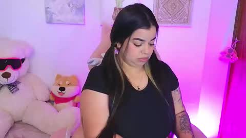 Snapshot of miahjoness chatting on September 9, 10:32 pm Miah Joness online show from September 9, 10:32 pm