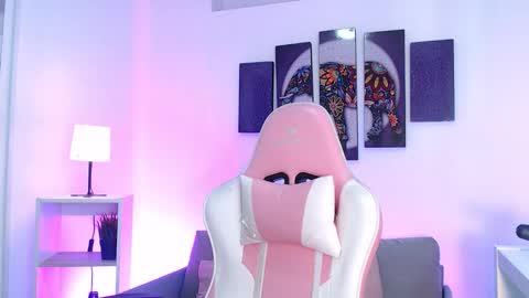 Mia Emily  online show from March 13, 11:24 am