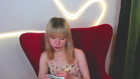 miakimiko online show from May 6, 2:39 am