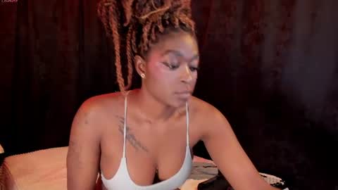 Mia online show from July 8, 12:03 am