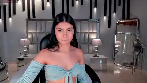 Call me Mia  online show from June 24, 6:59 pm