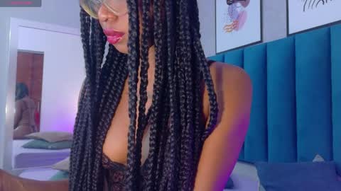 Mia  online show from May 1, 12:21 pm