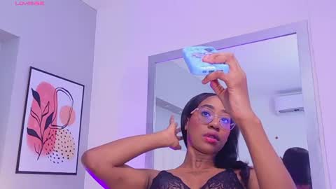 Mia  online show from August 1, 12:07 pm