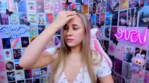 miamilas online show from January 13, 3:42 pm