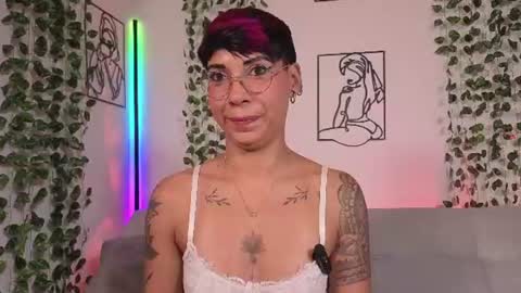 Mia Morgann online show from June 25, 12:43 pm