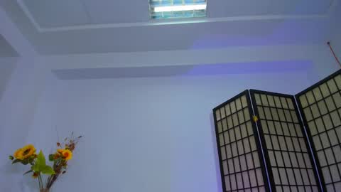 Mia  online show from March 11, 11:08 pm