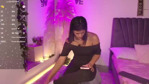 miaoconell online show from April 24, 12:40 pm