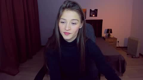 Mia online show from January 10, 5:24 pm