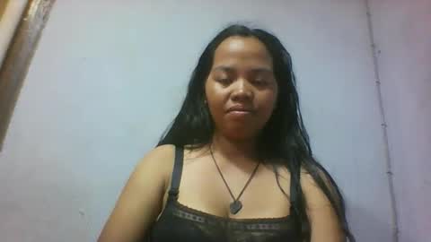 miarii online show from May 2, 5:35 am