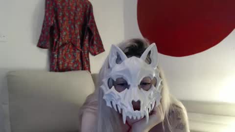 Mia online show from October 6, 5:58 am