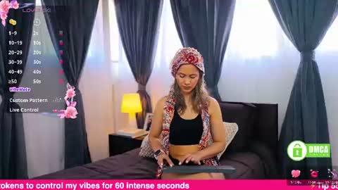 miasiren online show from June 12, 8:08 pm