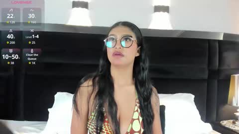 Mia  online show from March 14, 11:25 am