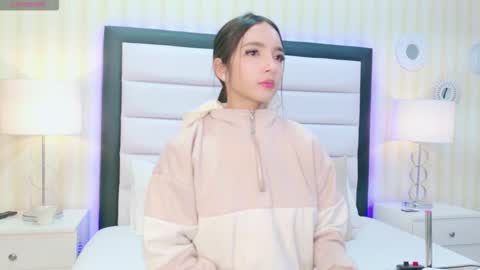 Mia Sweetth online show from November 20, 11:42 am