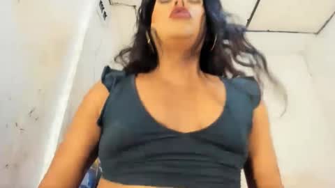 Snapshot of miavaniity54 chatting on October 12, 9:38 pm miavaniity54 online show from October 12, 9:38 pm