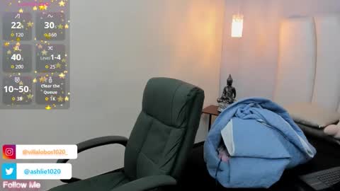 Mia Villalobos online show from October 26, 2:50 pm