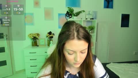 Snapshot of miavixxenn chatting on September 23, 3:44 am Mia online show from September 23, 3:44 am