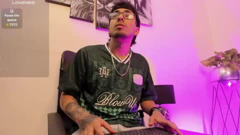 MiaIron online show from April 28, 12:42 pm