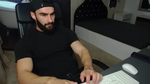 MicahLane online show from July 18, 4:47 am