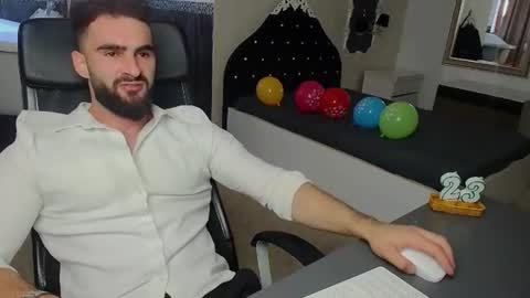 MicahLane online show from July 31, 5:08 am