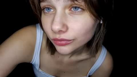 Luna online show from October 23, 6:42 pm