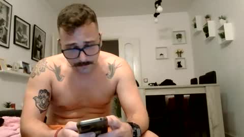 MILO MIAMI online show from June 11, 12:32 am