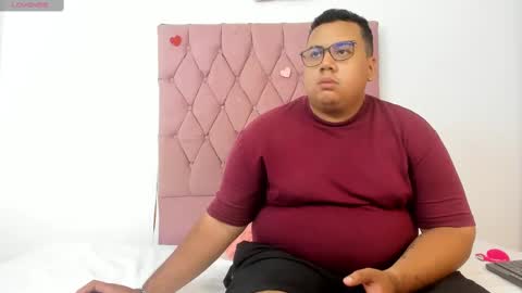 Micky and Sharon online show from September 19, 4:49 am