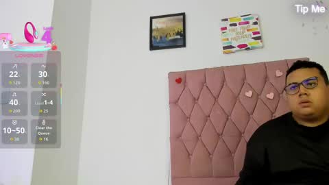 Micky and Sharon online show from September 24, 4:08 am