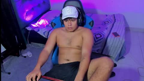 Michael online show from June 25, 3:47 am