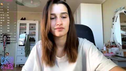 Emily online show from July 29, 2:17 pm