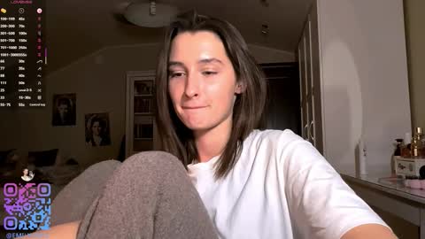 Emily online show from February 27, 6:22 pm