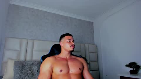 Michael online show from November 1, 8:24 am