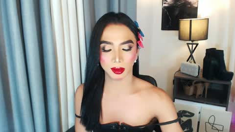 michaelagoddess online show from June 17, 6:57 pm