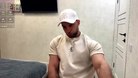 michaelbradley_for_u online show from June 10, 9:35 pm