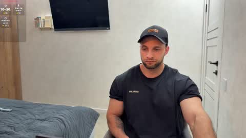 michaelbradley_for_u online show from July 24, 7:55 pm