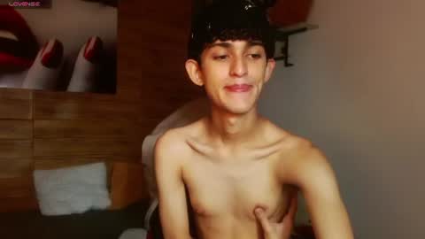 michaelkoiv online show from June 16, 12:31 pm