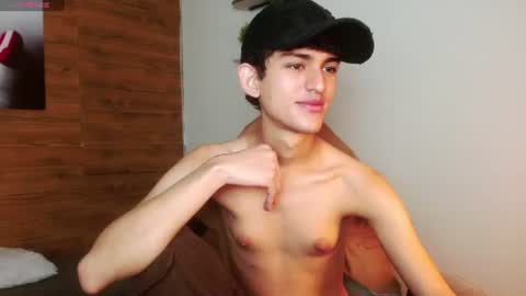 michaelkoiv online show from June 21, 12:44 pm