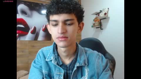 michaelkoiv online show from May 12, 11:19 am