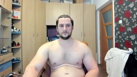 michaelragnar90 online show from June 18, 12:21 pm