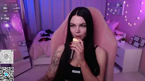 Kate online show from May 3, 1:00 am
